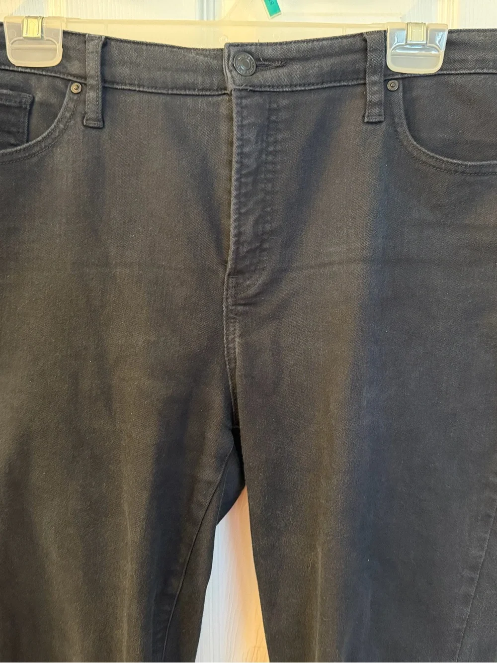 Chico’s So Slimming Girlfriend Slim Leg Ankle Stretch Black Jeans Sz 2.5P (14P)